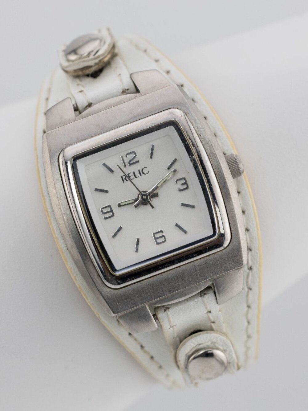 Relic Silver Tone White Leather Cuff Quartz Analog Women's Watch New Battery